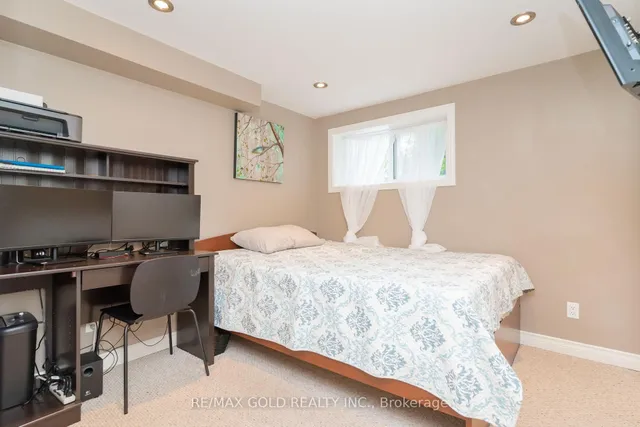 Additional image 34 of 23 Edgebrook Cres