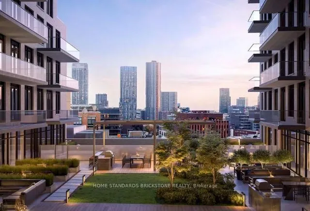 Additional image 9 of 543 Richmond St Unit 933