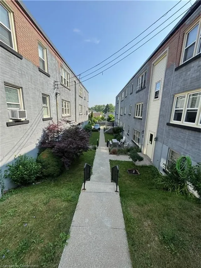 Additional image 2 of 1755 King St Unit 11