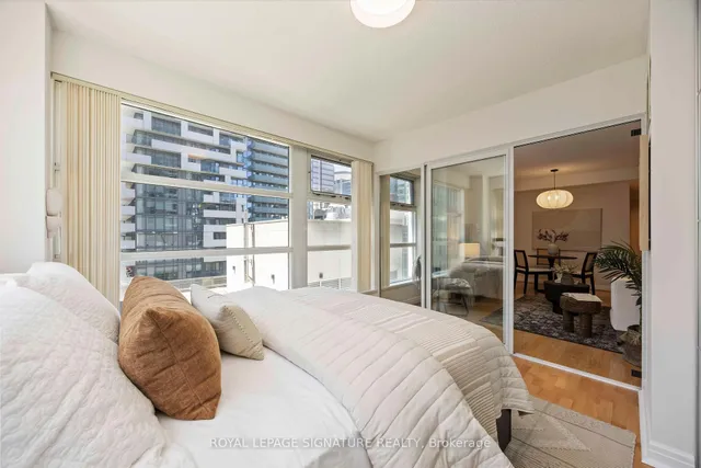 Additional image 29 of 50 Lombard St Unit 1204