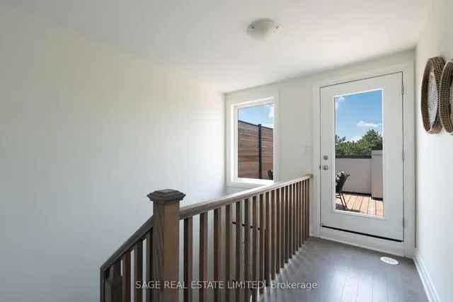 Additional image 34 of 211 The Donway