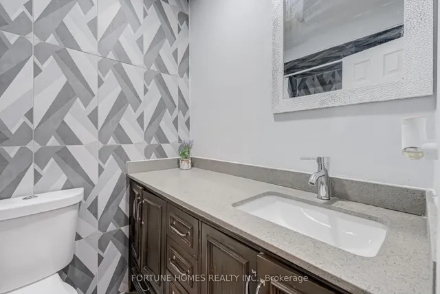 Additional image 30 of 59 Enmount Dr