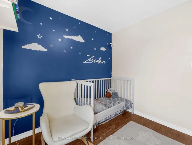 Additional image 20 of 114 BURTON St