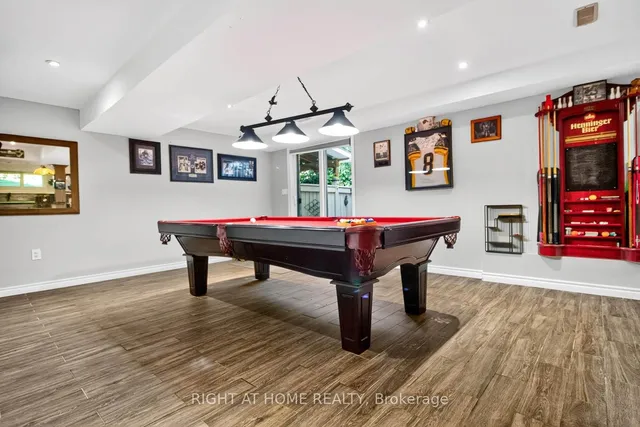 Additional image 27 of 18 Rolling Lane