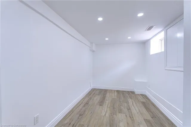 Additional image 32 of 49 Harmony Ave