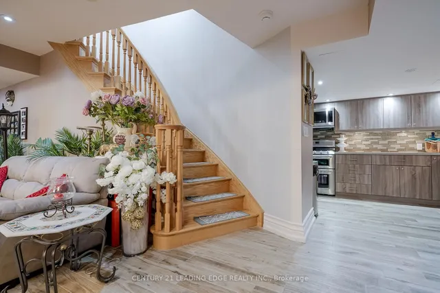 Additional image 41 of 31 Candlebrook Cres