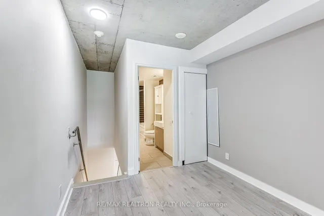 Additional image 18 of 5 Hanna Ave Unit 449