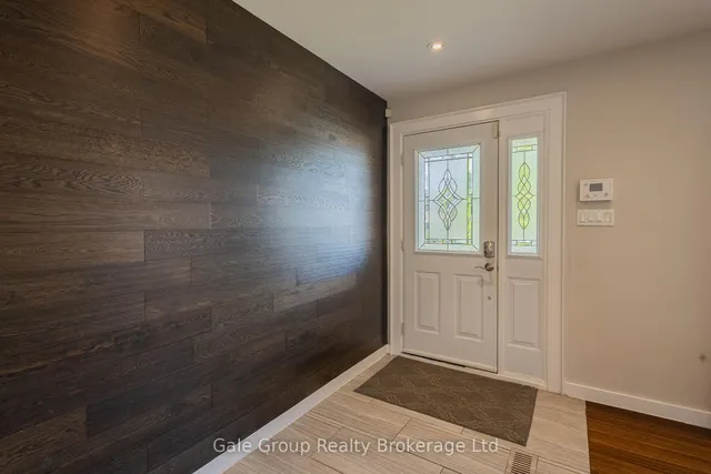 Additional image 8 of 15 Kelvin Crt