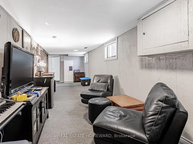 Additional image 25 of 64 Frater Ave