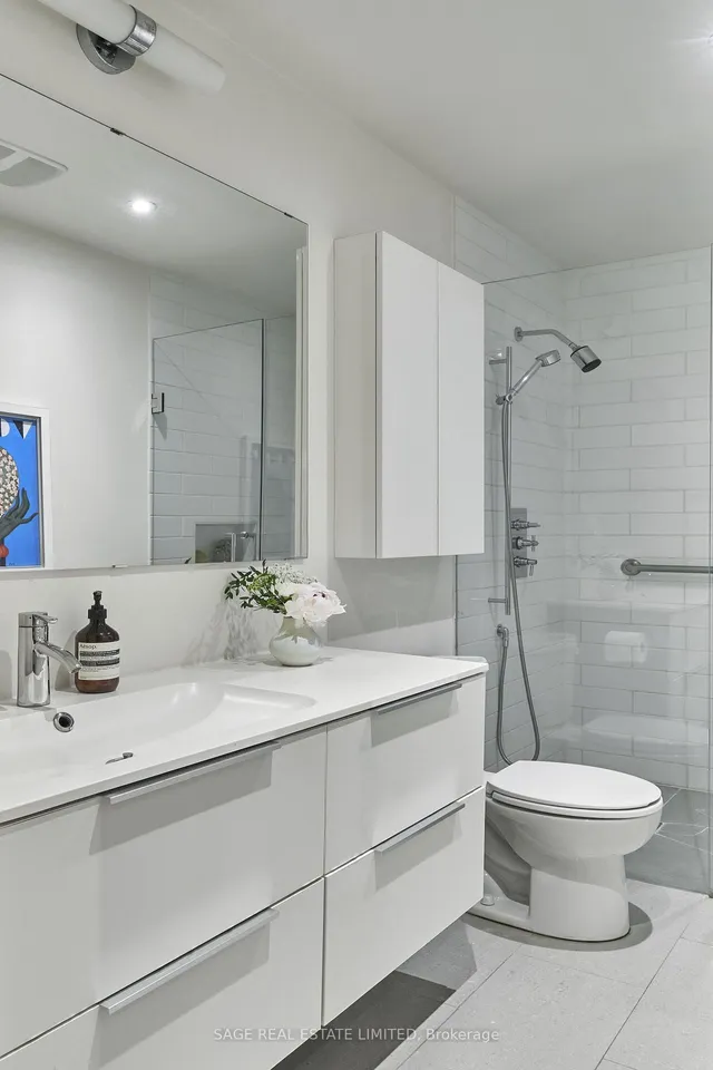 Additional image 43 of 73 Lakeview Ave