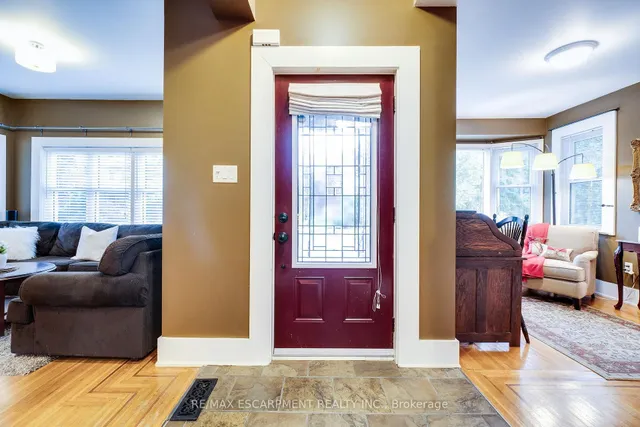 Additional image 5 of 75 MELROSE Ave