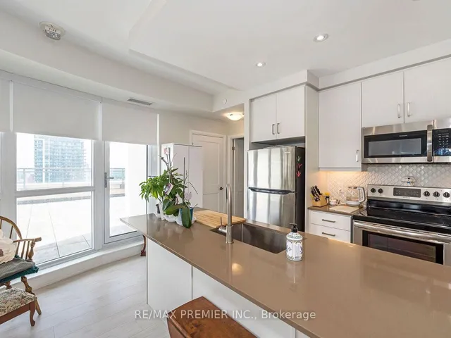 Additional image 17 of 15 Lynch St Unit 1805