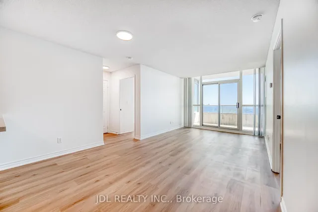 Additional image 8 of 18 Spring Garden Ave Unit 3706