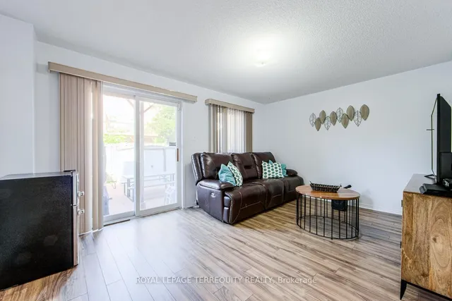 Additional image 6 of 18 Springside Way