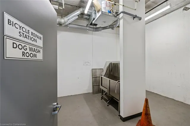 Additional image 27 of 1 Redfern Ave Unit 228