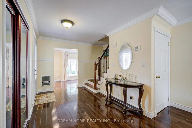 Additional image 8 of 811 Huntingwood Dr