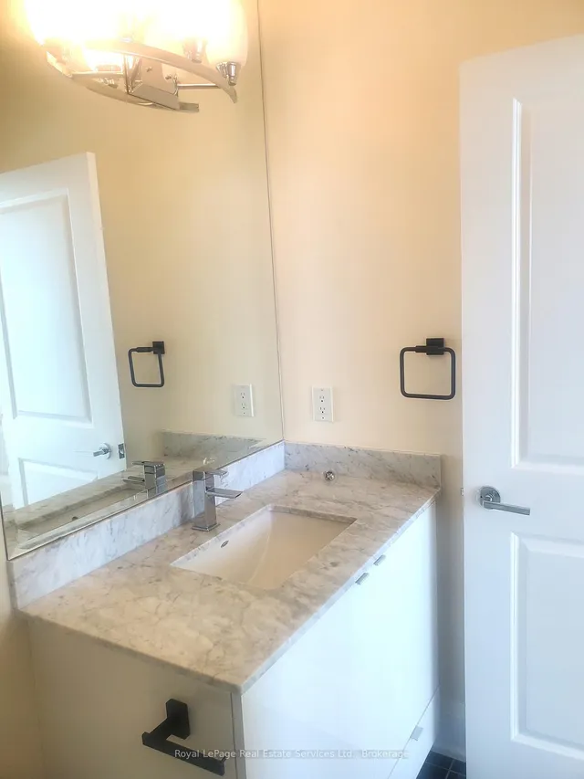 Additional image 25 of 59 Annie Craig Dr Unit 3702