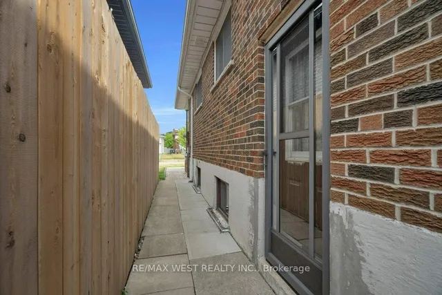 Additional image 9 of 25 Briarbluff Ave