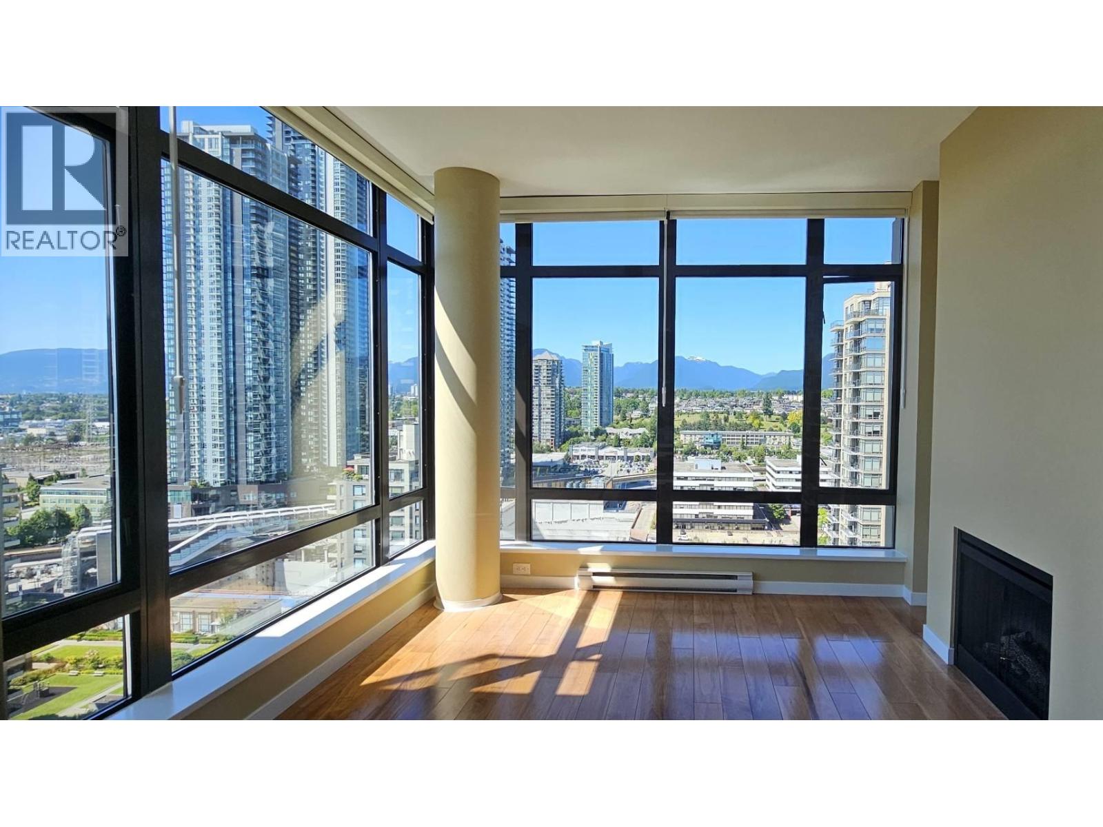 2204 2345 MADISON AVENUE|Burnaby, British Columbia V5C0B4