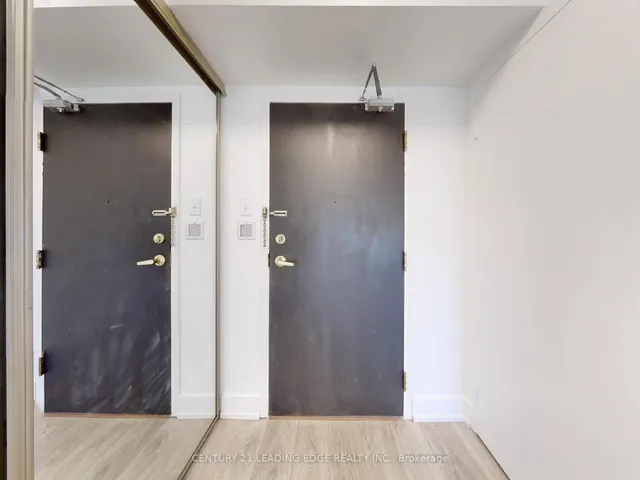 Additional image 8 of 350 Alton Towers Circ Unit 506