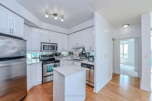 Additional image 8 of 70 Absolute Ave Unit 1206