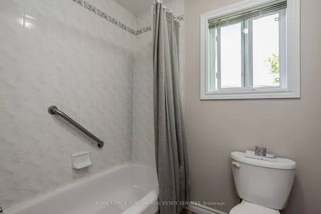 Additional image 41 of 109 Emerald Crt