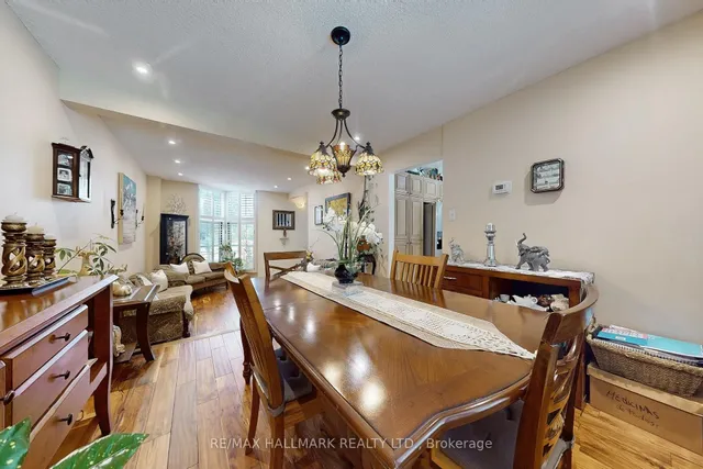 Additional image 8 of 33 Parkside Dr