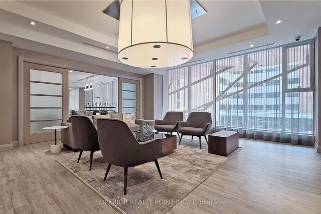 Additional image 41 of 50 Wellesley St Unit 704