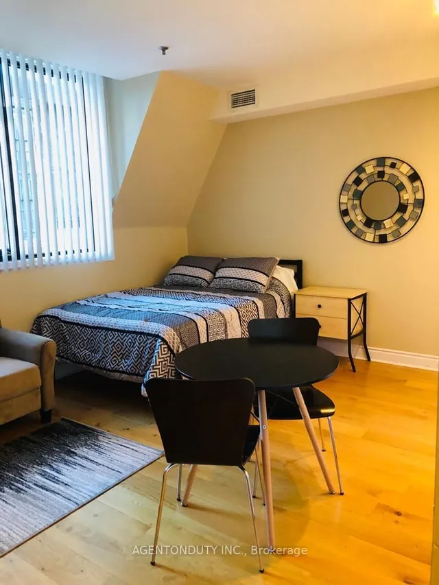 Additional image 14 of 73 Richmond St Unit 407