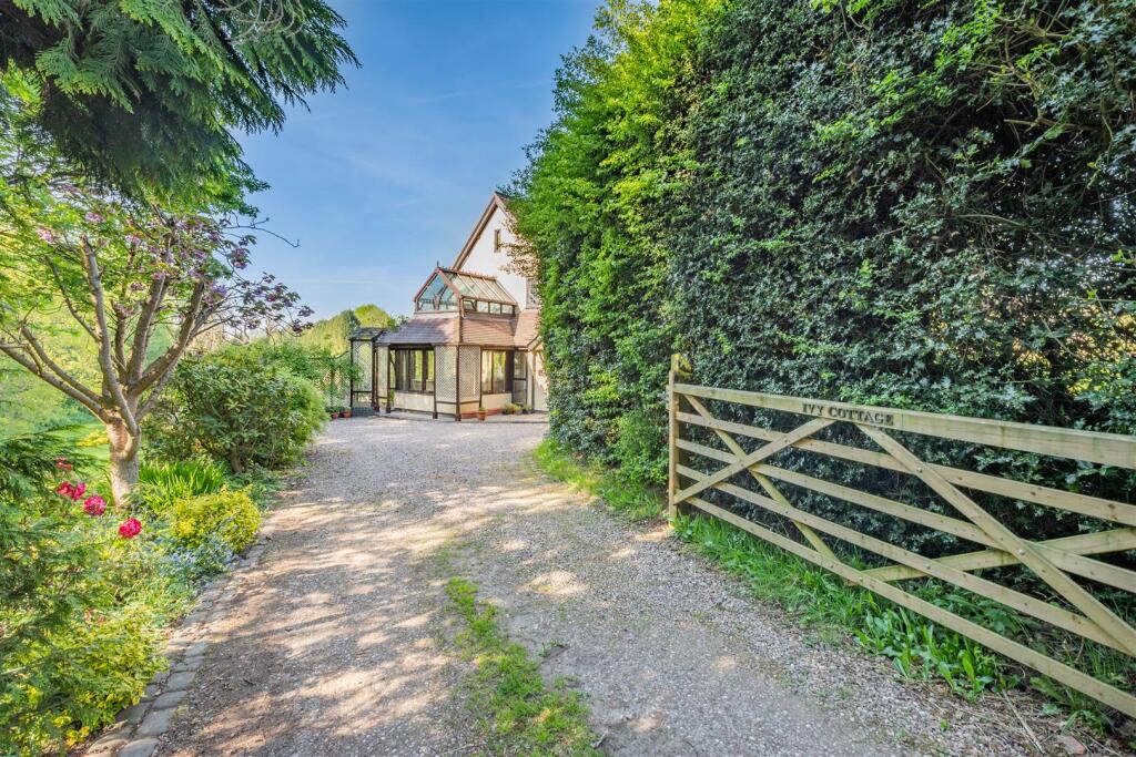 Additional image 56 of Ivy Cottage, Freasley, North Warwickshire, B78