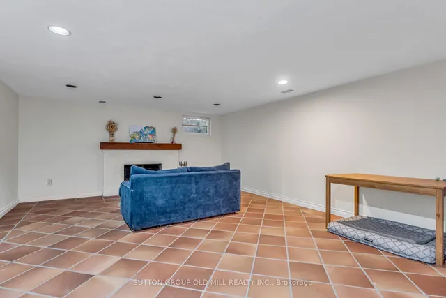 Additional image 36 of 8 Blaine Dr