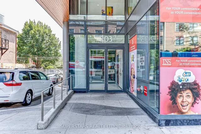 Additional image 14 of 203 College St Unit 2004