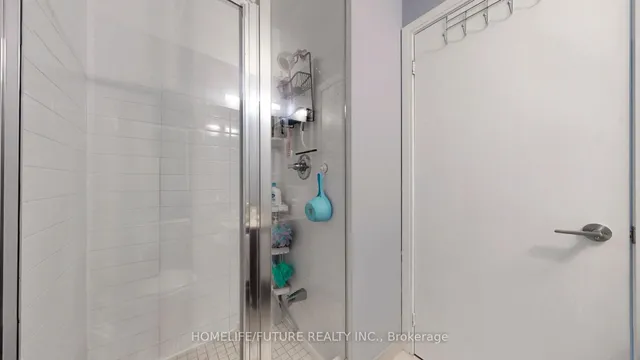 Additional image 26 of 135 Village Green Sq Unit 219