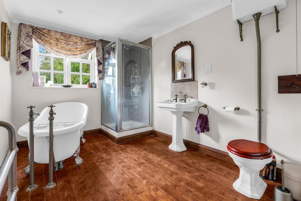 Additional image 19 of Danesbury Park Road, Welwyn