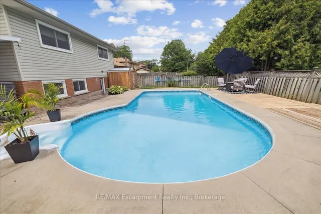 Additional image 44 of 755 Parker Cres