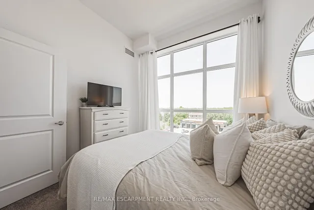 Additional image 12 of 460 Dundas St Unit 505