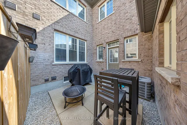 Additional image 33 of 86 Saint Dennis Rd