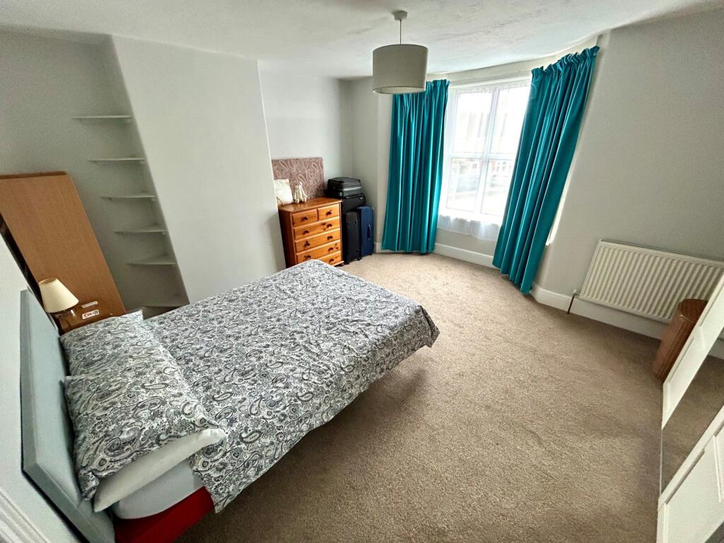 Additional image 9 of Orchard Street, Yeovil, BA20