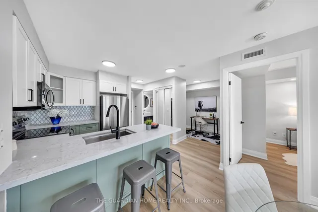 Additional image 16 of 231 Fort York Blvd Unit 1606