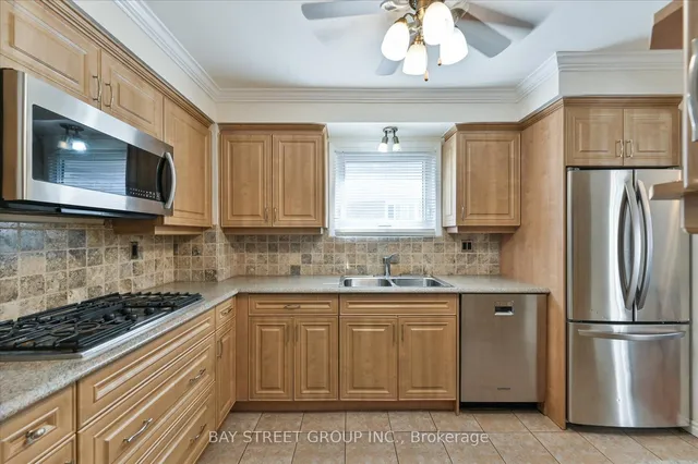 Additional image 6 of 378 East 24th St