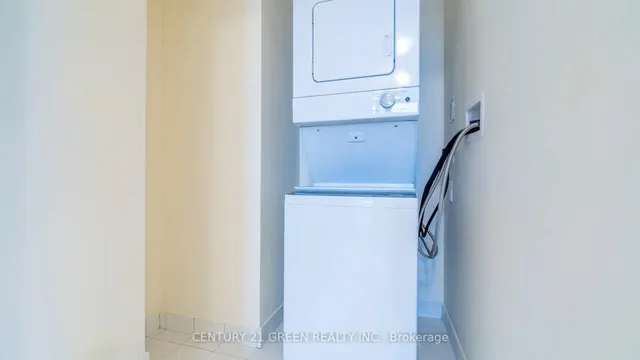 Additional image 30 of 509 Dundas St Unit 506