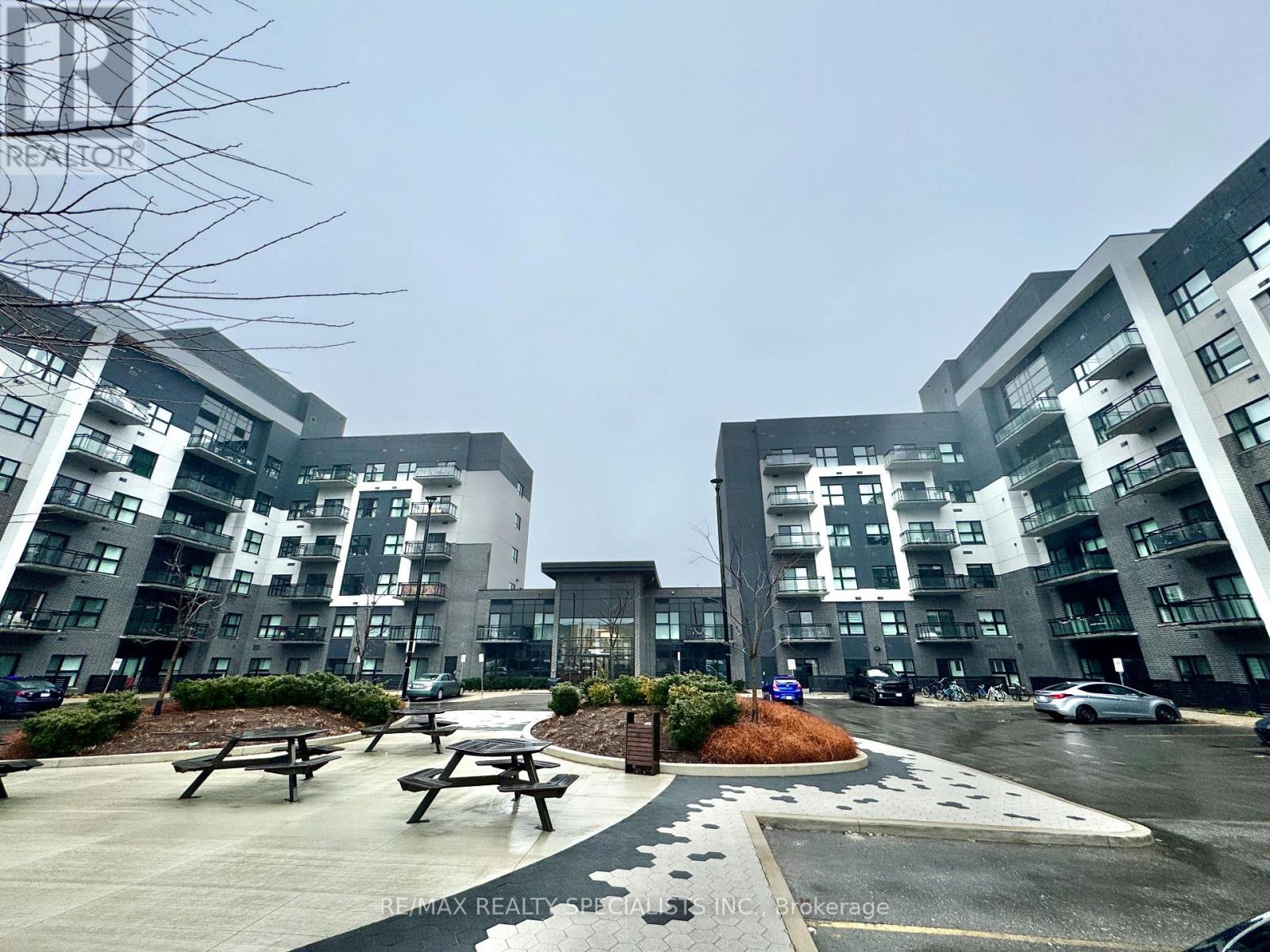 312 - 102 GROVEWOOD COMMON|Oakville (GO Glenorchy), Ontario L6H0X2