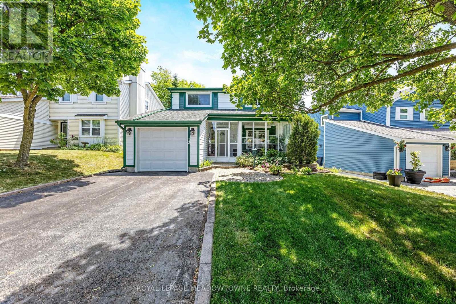 13 BLUERIDGE SQUARE|Brampton (Heart Lake West), Ontario L6Z1A2