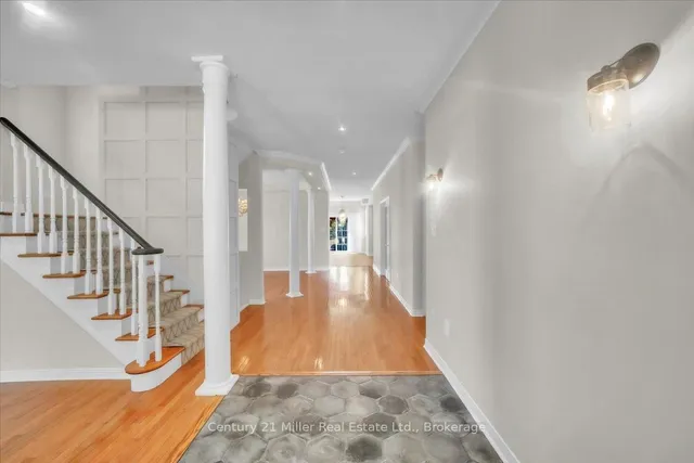 Additional image 8 of 4298 Clubview Dr