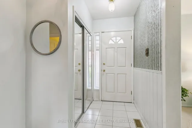 Additional image 2 of 54 Neapolitan Dr