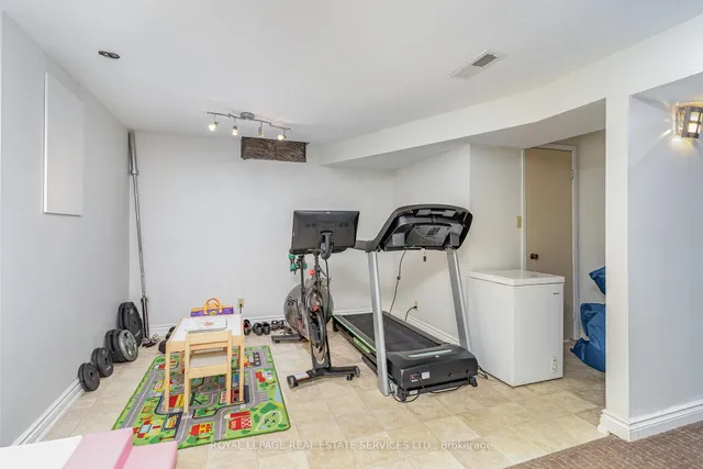 Additional image 29 of 47 Lafferty St