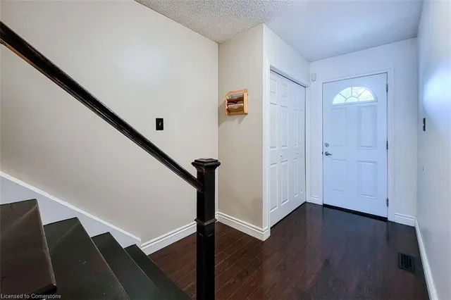 Additional image 3 of 339 Macintosh Dr