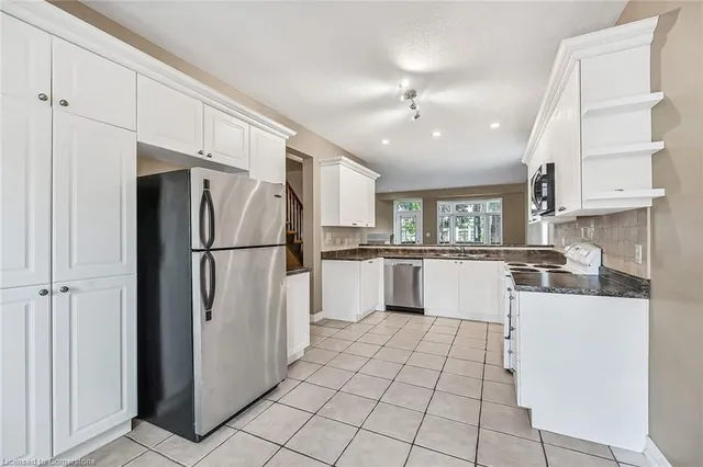 Additional image 10 of 7 Goldenview Crt