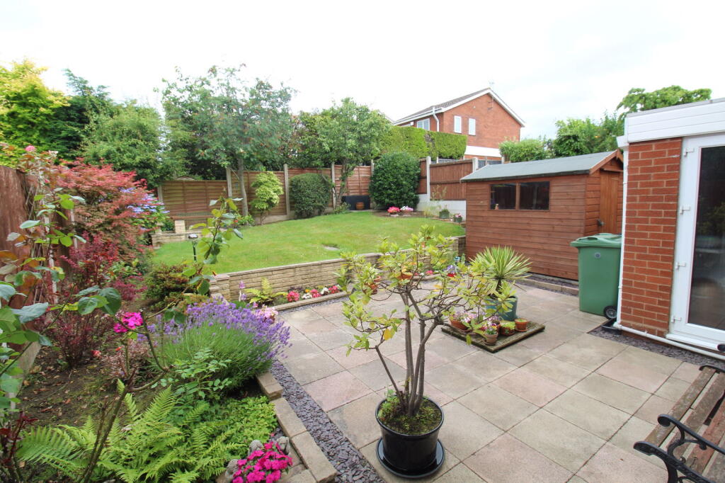 Additional image 9 of HALESOWEN, County Park Avenue