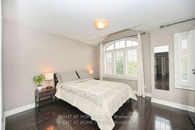 Additional image 11 of 371 Hincks Dr